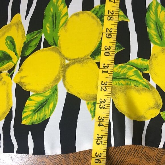 👗🌸HOST PICK🌸👗Bloomingdales Silk Zebra Shift Dress with Lemons at Hem - Picture 10 of 10